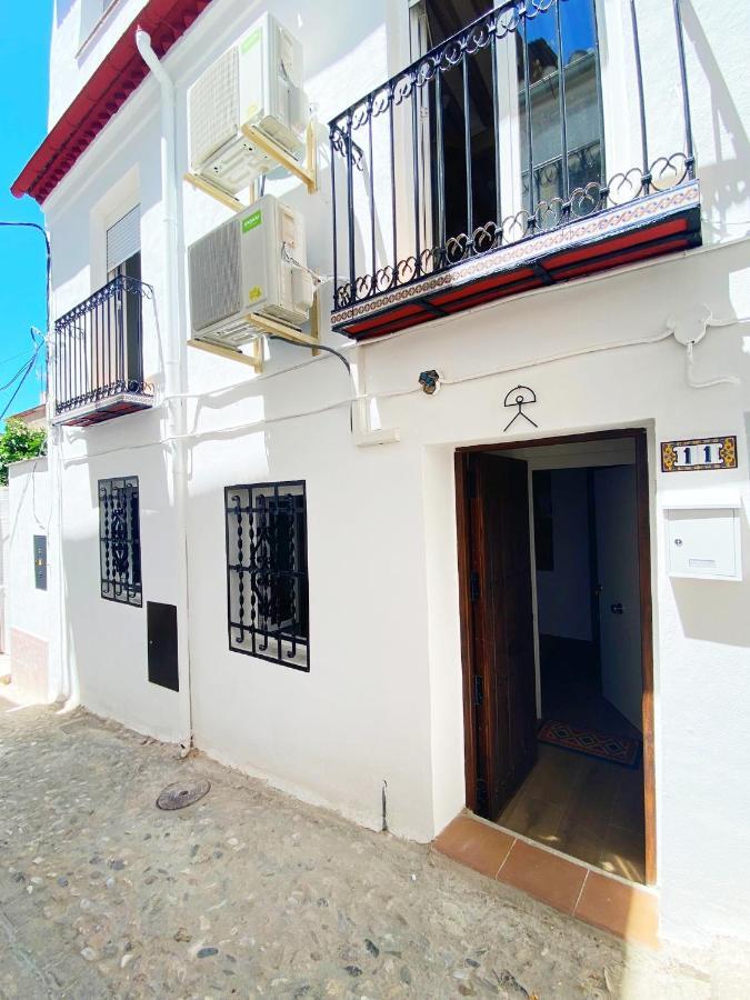 Apartamentos Indalo A Los Pies Del Albaicin Granada Kültér fotó
